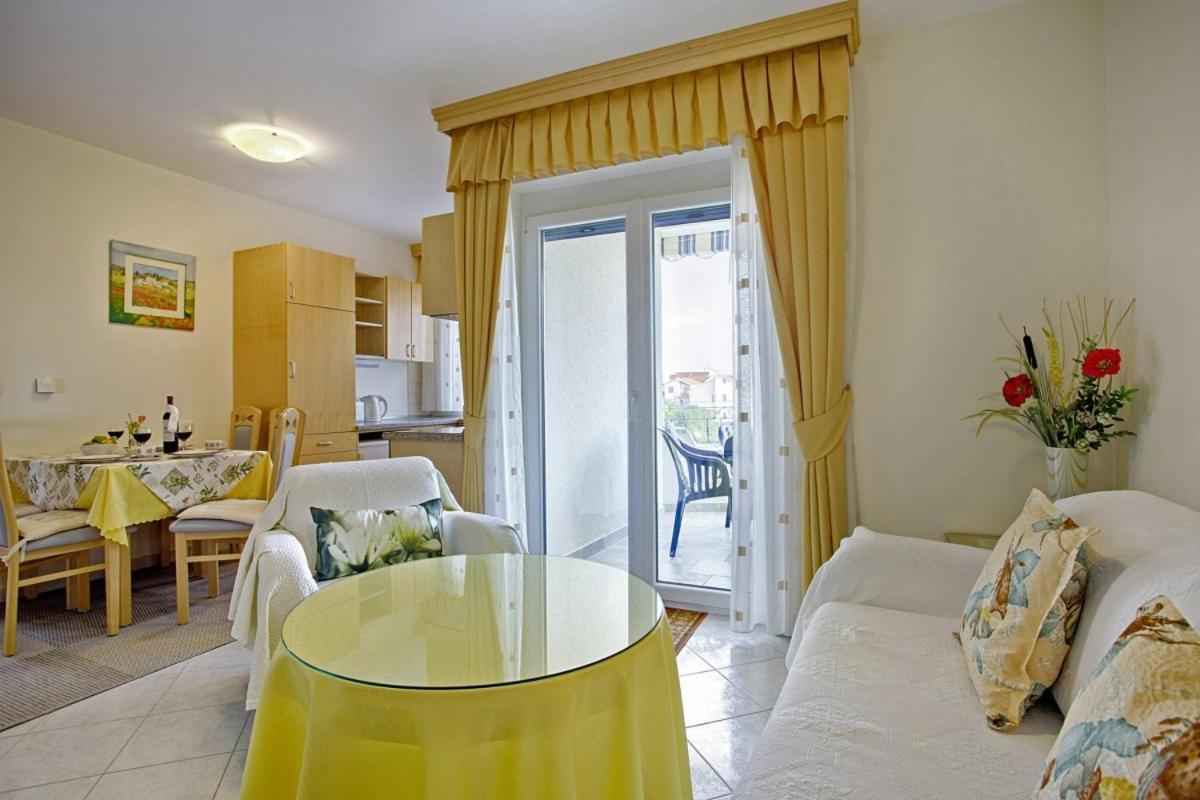 Hotel Lidia In Zadar - Nord-Dalmatien Exterior foto